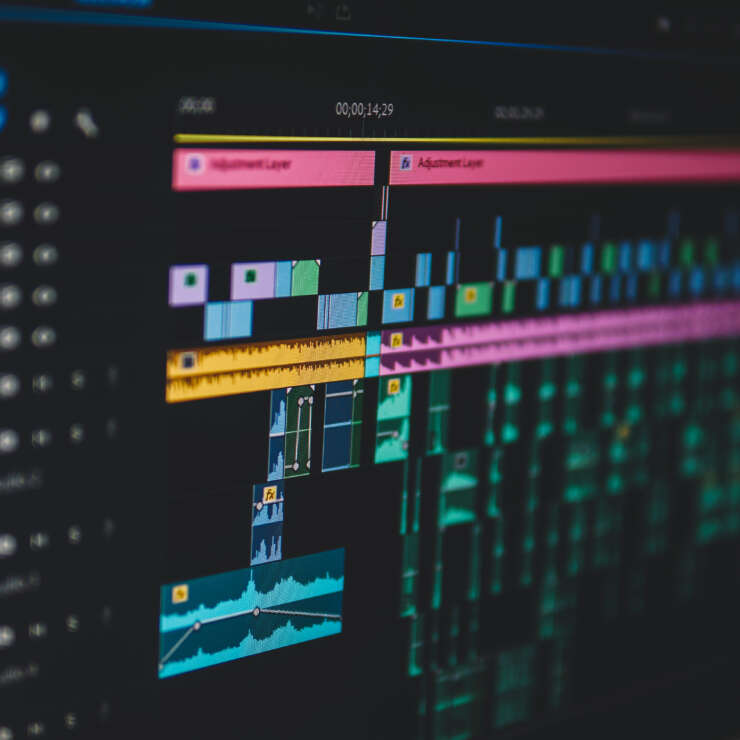 Multimedia Solutions Savants